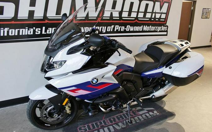 2022 BMW K 1600 GT Light White/Racing Blue Metallic/Racing Red