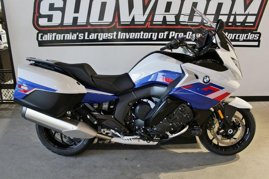 2022 BMW K 1600 GT Light White/Racing Blue Metallic/Racing Red