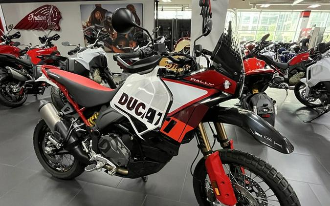 2025 Ducati DesertX Rally