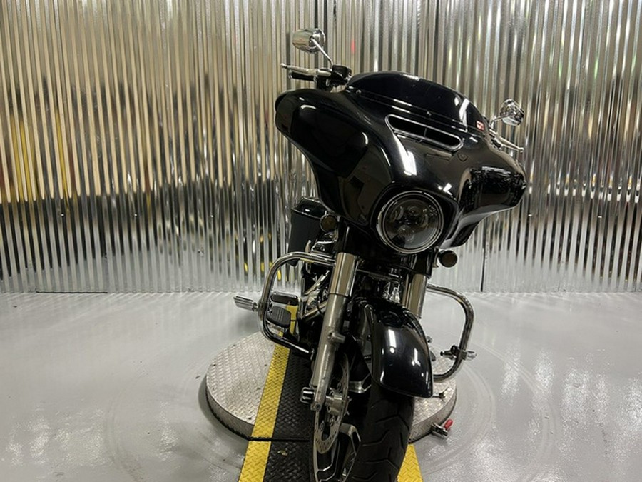 2017 Harley-Davidson FLHXS - Street Glide Special