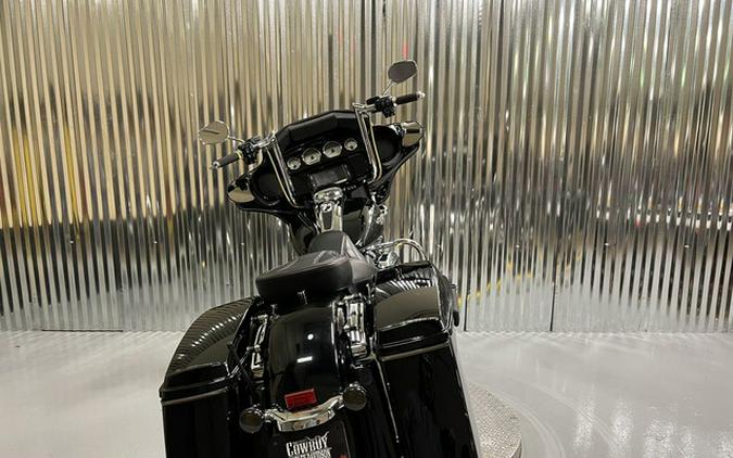 2017 Harley-Davidson FLHXS - Street Glide Special