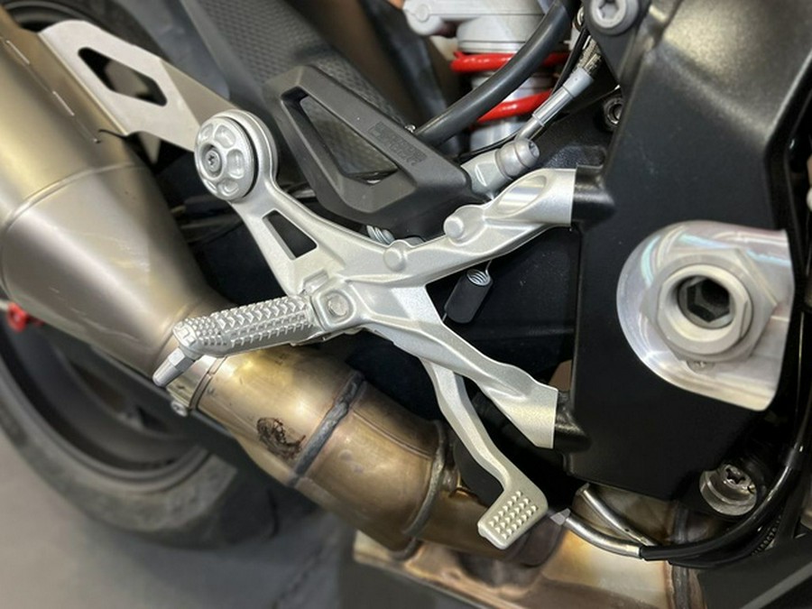 2022 BMW S 1000 RR Light White Racing Blue Racing Red