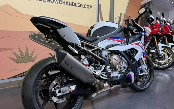 2022 BMW S 1000 RR Light White Racing Blue Racing Red
