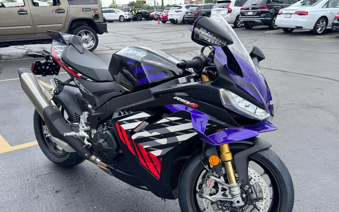 2027 APRILIA RSV4 1100 Factory 1100