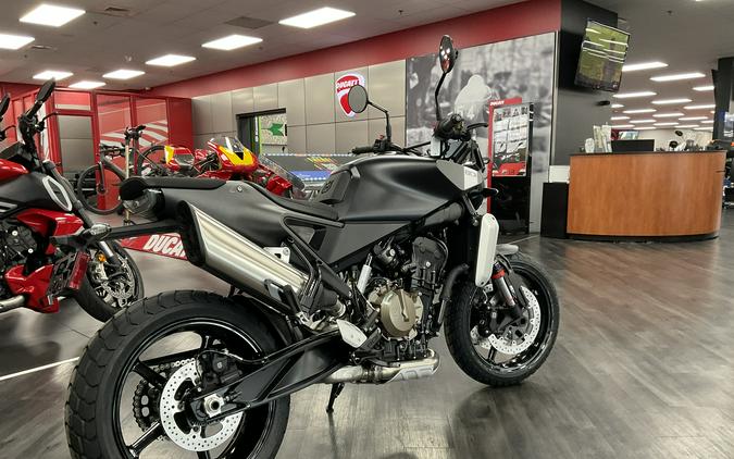 2025 HUSQVARNA SVARTPILEN 801 - 040110Q
