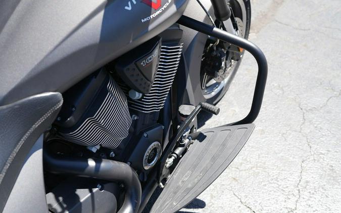 2016 Victory Motorcycles® Cross Country® Suede Titanium Metallic