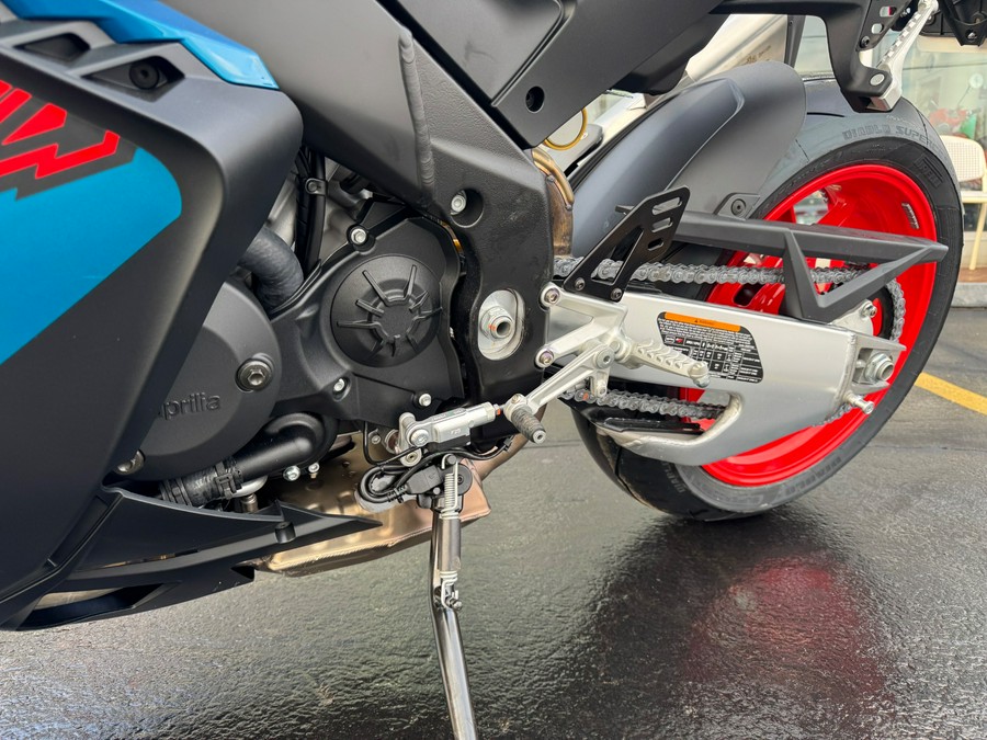 2027 APRILIA RSV4 1100