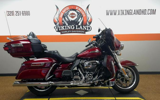 2017 Harley-Davidson® FLHTCU - Electra Glide® Ultra Classic®