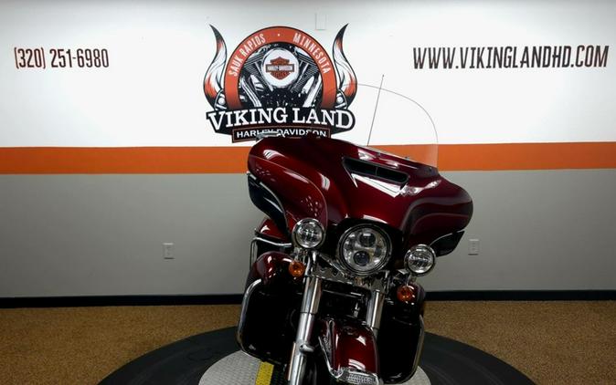 2017 Harley-Davidson® FLHTCU - Electra Glide® Ultra Classic®