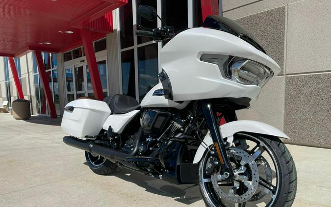 FLTRX 2024 Road Glide™