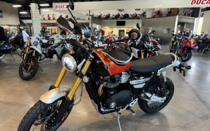 2025 Triumph Scrambler 1200 XE