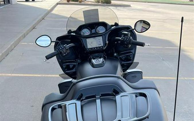 2024 Indian Motorcycle Pursuit® Dark Horse® with PowerBand Audio Package