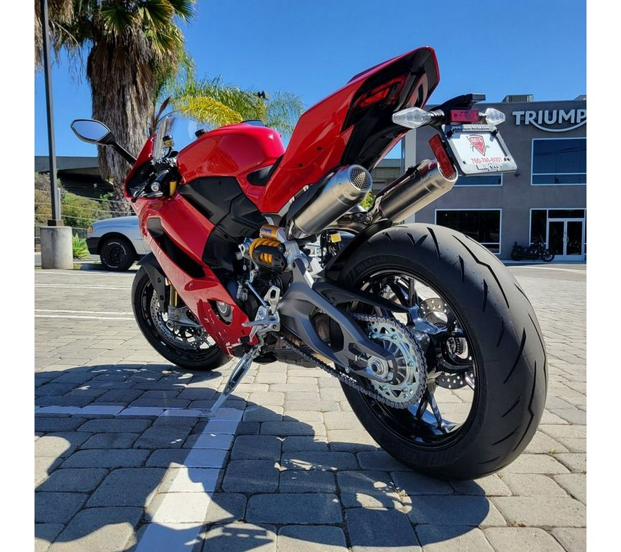 2026 Ducati Panigale V2 S