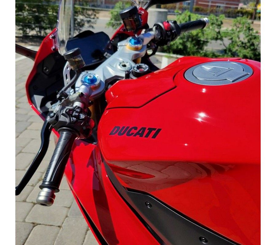 2026 Ducati Panigale V2 S
