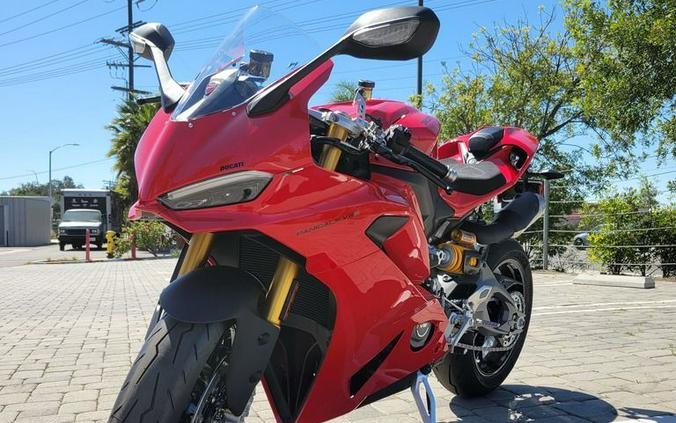 2026 Ducati Panigale V2 S