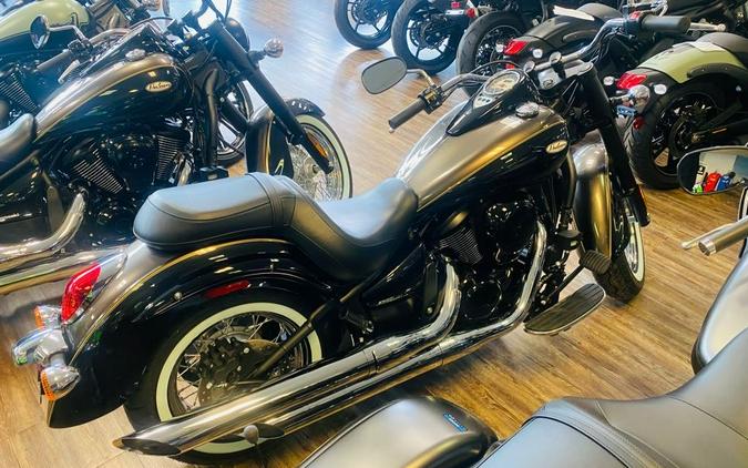 2023 Kawasaki VULCAN 900 CLASSIC