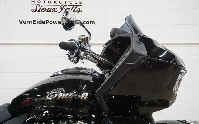 2022 Indian Pursuit Limited With Premium Package Black Metalli