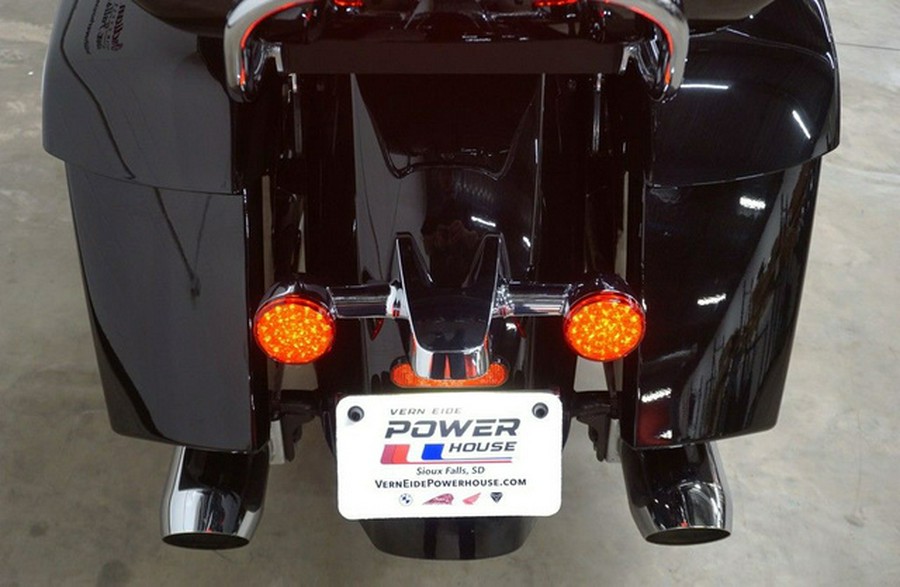 2022 Indian Pursuit Limited With Premium Package Black Metalli