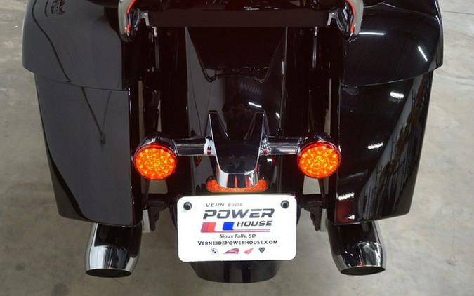 2022 Indian Pursuit Limited With Premium Package Black Metalli