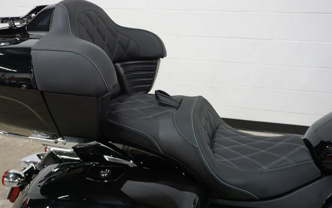 2022 Indian Pursuit Limited With Premium Package Black Metalli