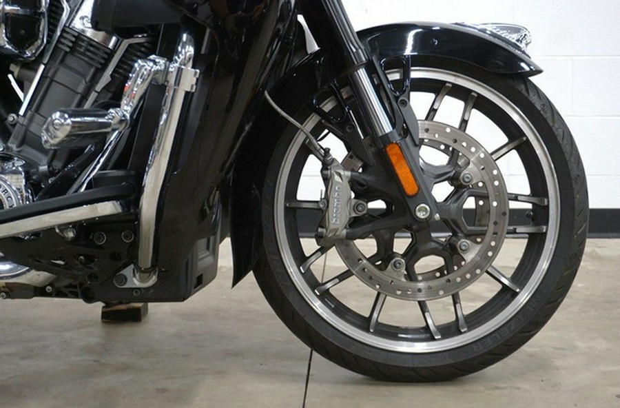 2022 Indian Pursuit Limited With Premium Package Black Metalli