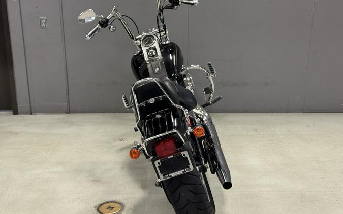 FXSTC 2009 Softail® Custom