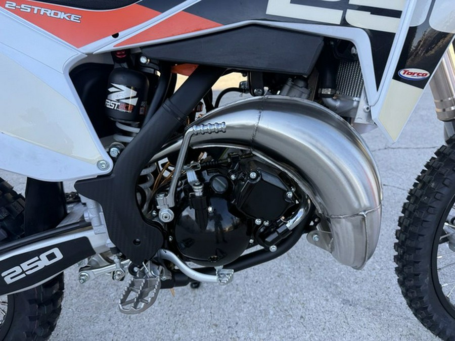 2021 Kayo KT 250