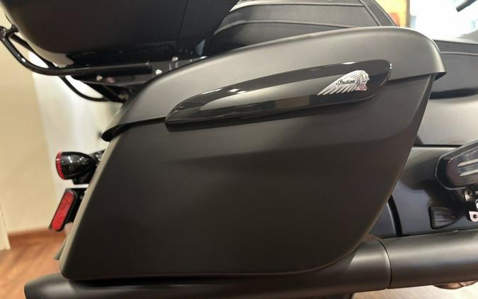 2024 Indian Motorcycle® Roadmaster® Dark Horse® Black Smoke