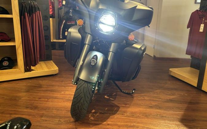 2024 Indian Motorcycle® Roadmaster® Dark Horse® Black Smoke