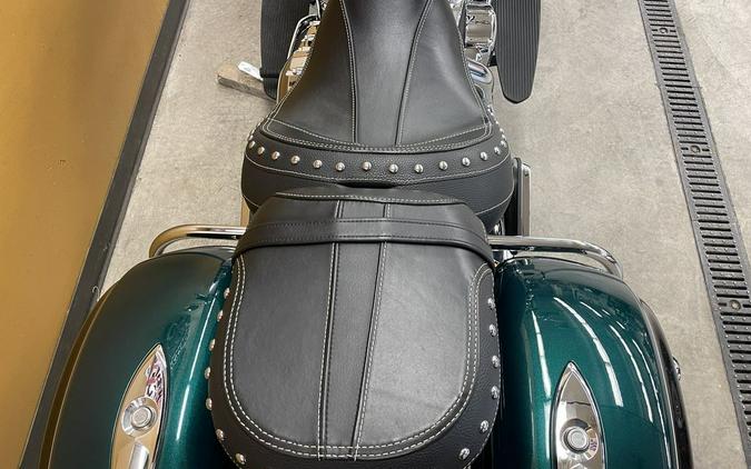 2019 Indian Motorcycle® Springfield® Metallic Jade / Thunder Black