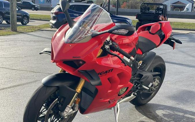 2022 Ducati Panigale V4 S Ducati Red