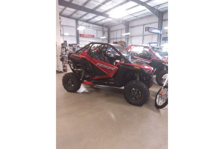 2022 Polaris Industries PRO XP PREMIUM SUNSET RED