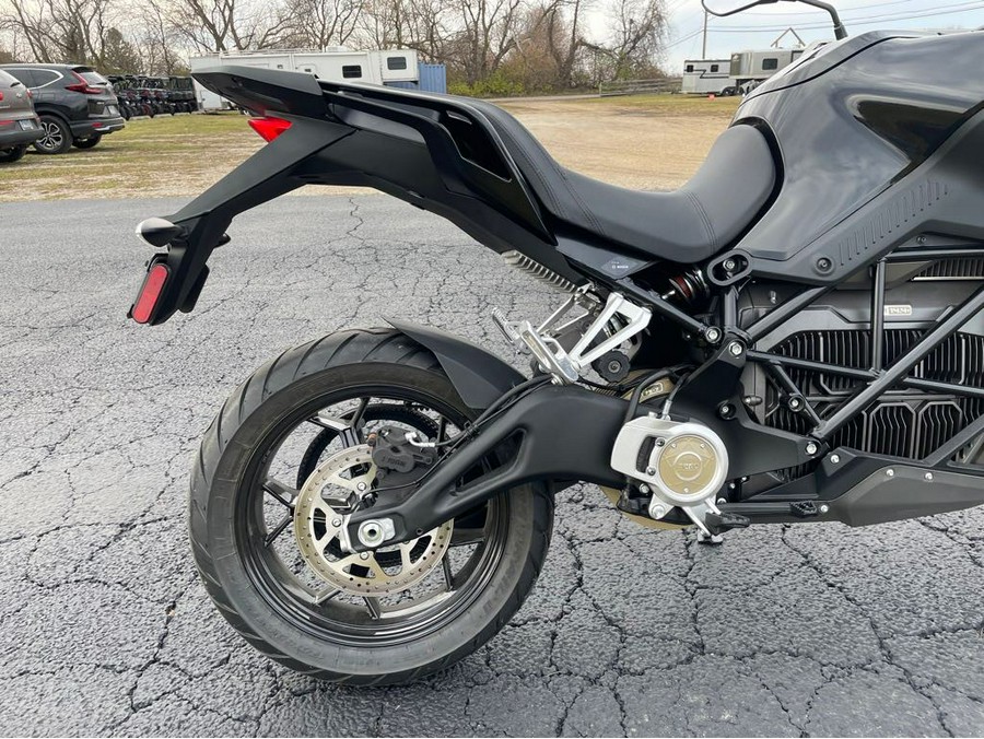 2024 Zero™ Motorcycles DS