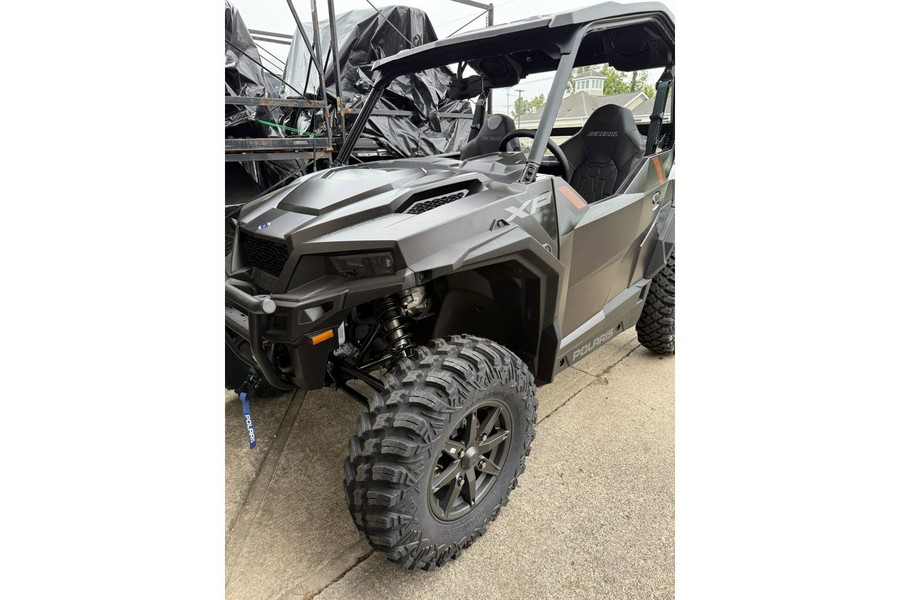 2026 Polaris GENERAL XP 1000 ULTIMATE - SUPER GRAPHITE
