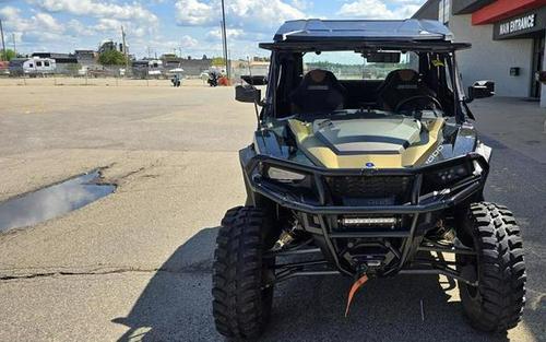 2022 Polaris® General XP 4 1000 Deluxe