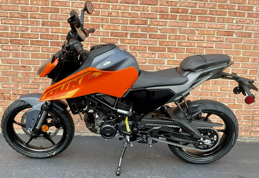 New 2024 KTM 250 Duke