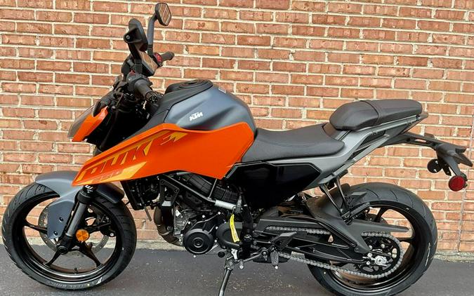 New 2024 KTM 250 Duke