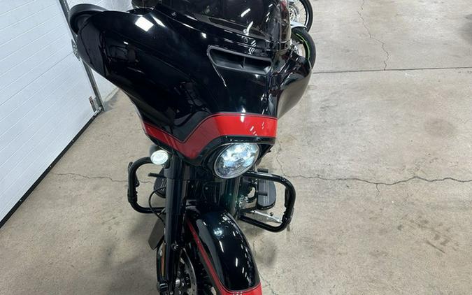 2018 Harley-Davidson FLHXS - Street Glide Special
