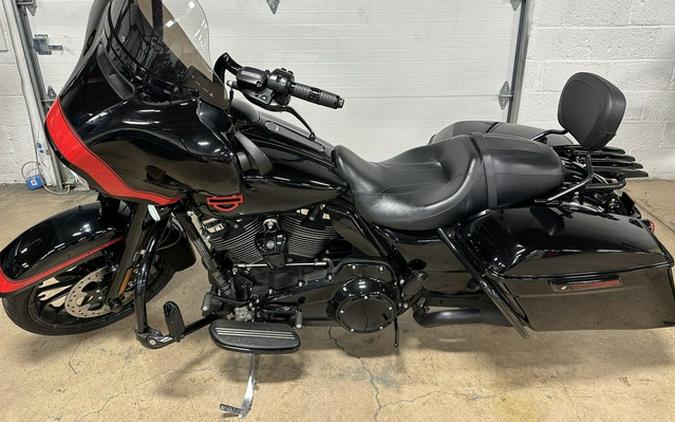 2018 Harley-Davidson FLHXS - Street Glide Special