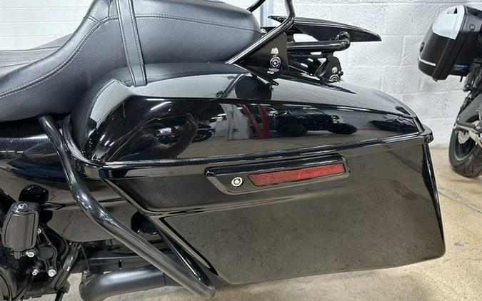2018 Harley-Davidson FLHXS - Street Glide Special