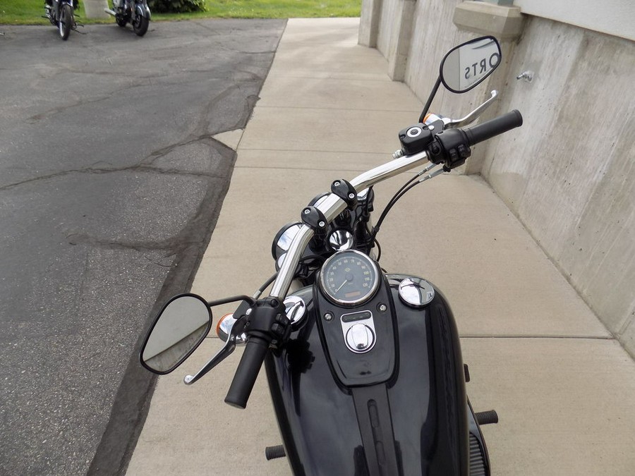 2017 Harley-Davidson® FXDF - Fat Bob®