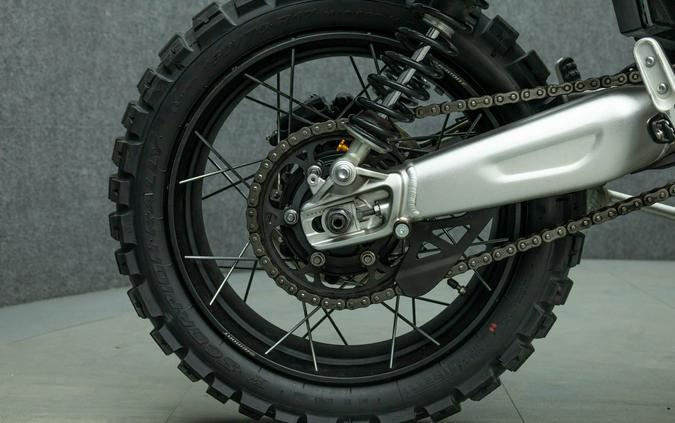 2019 TRIUMPH SCRAMBLER 1200 XE SHOWCASE