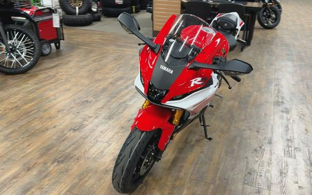 2026 Yamaha YZF R7 70Th Anniversary Edition