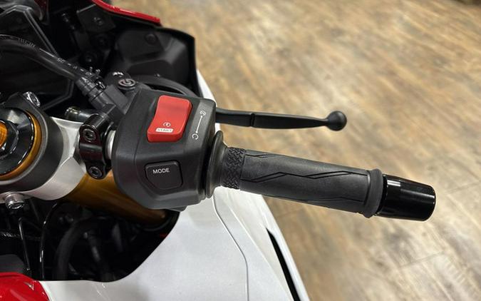 2026 Yamaha YZF R7 70Th Anniversary Edition