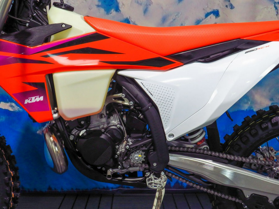 2024 KTM 250 XC-W