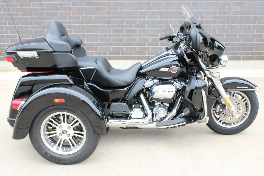 2023 Harley-Davidson® FLHTCUTG - Tri Glide® Ultra