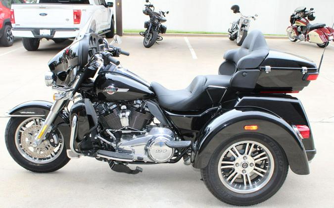 2023 Harley-Davidson® FLHTCUTG - Tri Glide® Ultra