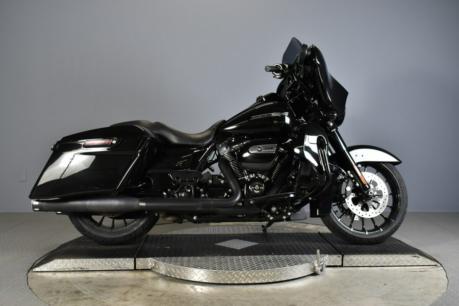 2019 Harley-Davidson Street Glide Special