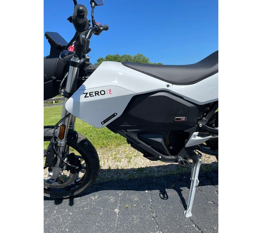 2024 Zero Motorcycles FXE