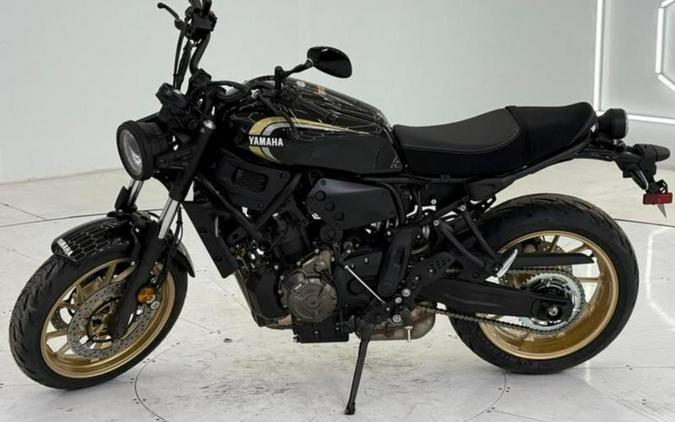2025 Yamaha XSR700